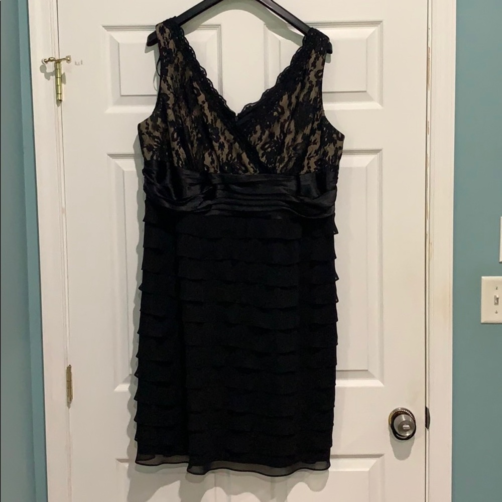 Elegant and Sexy Knee Length Evening Dress